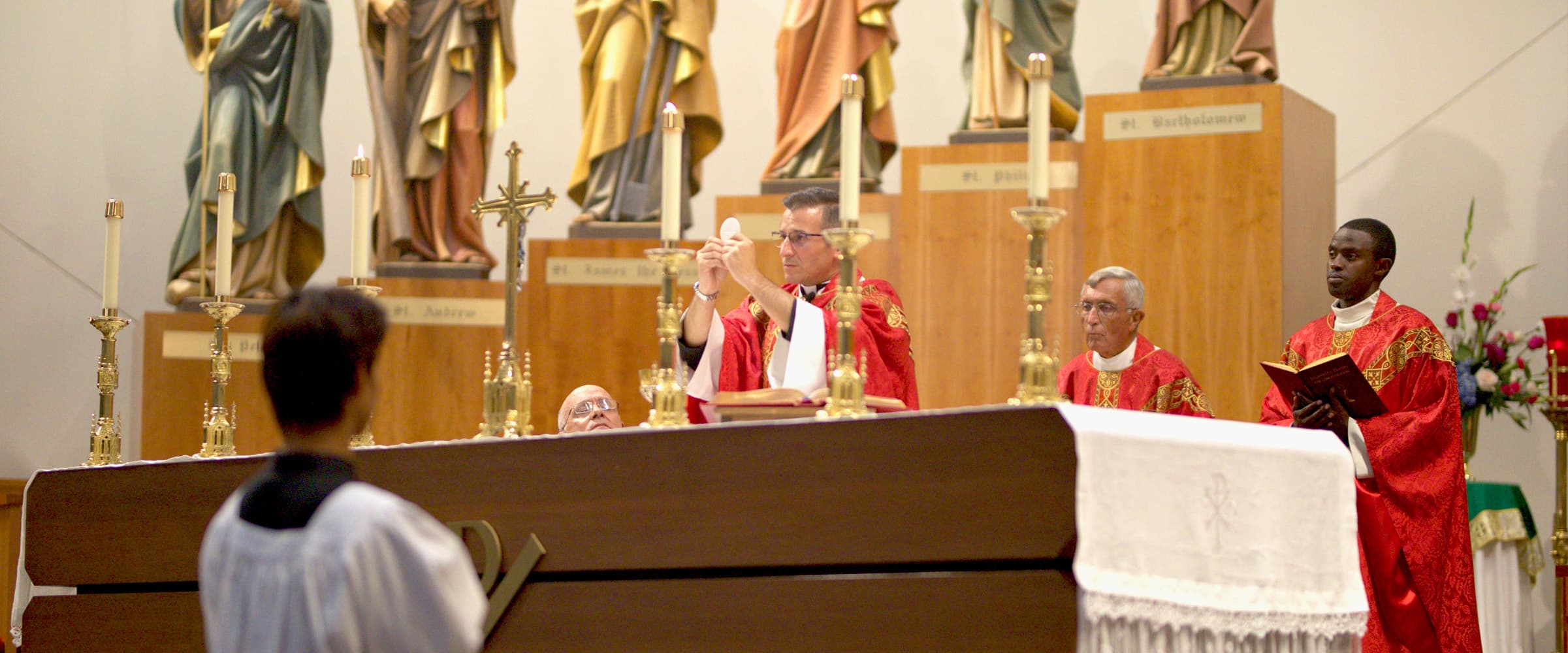 Orientation Mass Welcomes the Class of 2030